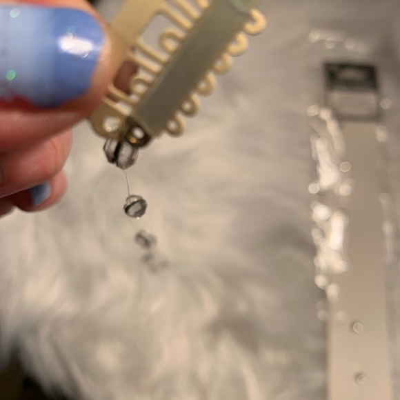 Crystal clip in extension - Picture 3 of 3